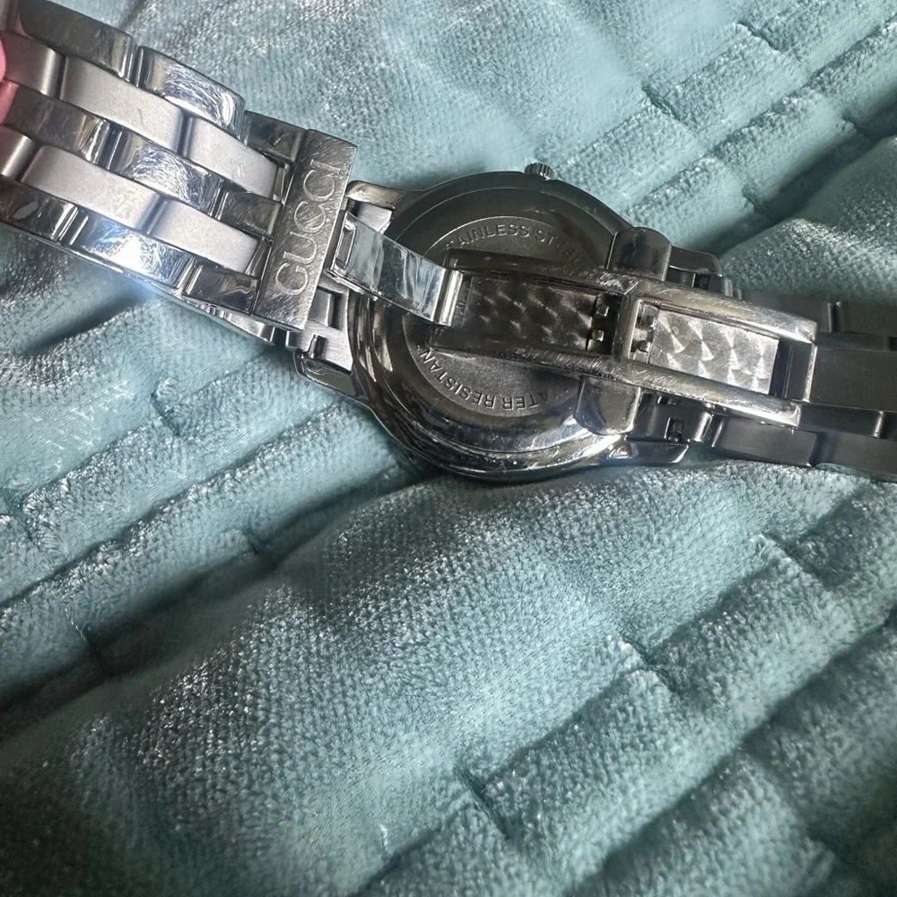 Gucci Silver-Tone Metal Watch - Picture 5 of 12